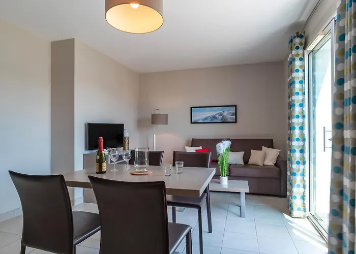 Les Thermes 521 - Appt Proche Plage Avec Piscine Partagee